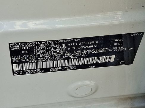 Used 2018 Toyota RAV4 Limited w/ All Weather Liner Package AWD/4WD image 30