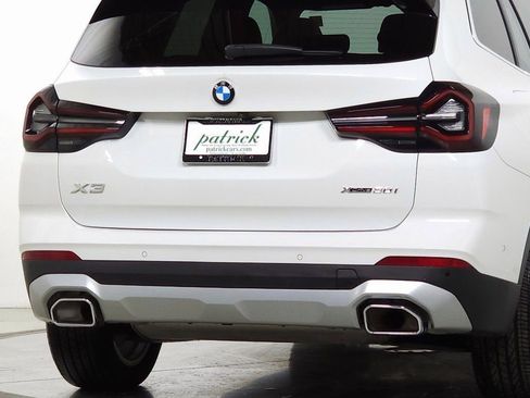 Used 2024 BMW X3 xDrive30i w/ Convenience Package image 11