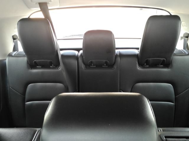 Used 2022 Nissan Pathfinder SL w/ SL Black Package FWD image 36