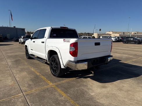 Used 2019 Toyota Tundra SR5 image 5
