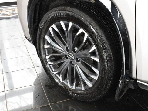 Used 2025 Nissan Rogue Platinum w/ Platinum Premium Package AWD/4WD image 47