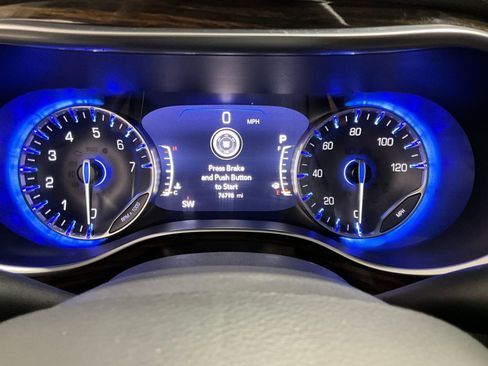 Used 2022 Chrysler Pacifica Limited image 19