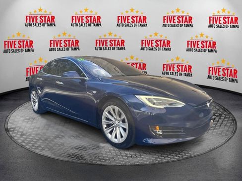 Used 2018 Tesla Model S 75D image 1