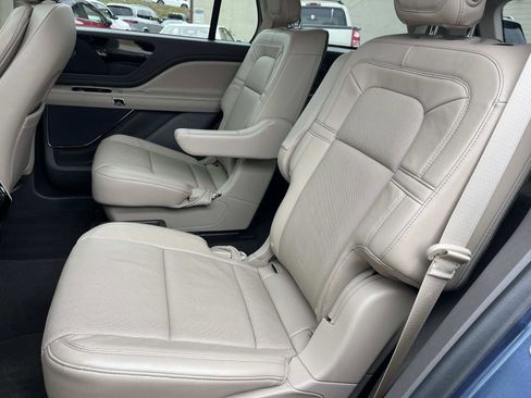 Used 2020 Lincoln Aviator Reserve w/ Elements Package Plus image 16