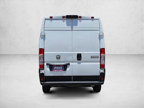 Used 2024 RAM ProMaster 2500 w/ Convenience Group FWD image 7