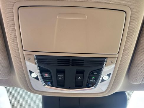 Used 2019 Acura RDX AWD w/ Technology Package image 25