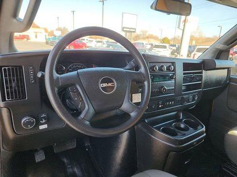 Used 2021 GMC Savana 3500 Extended w/ Power Convenience Package image 10