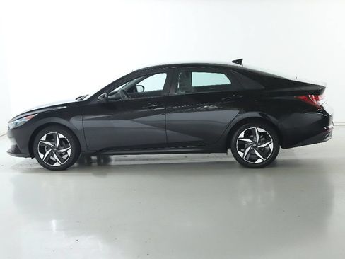Used 2023 Hyundai Elantra SEL w/ Convenience Package FWD image 38