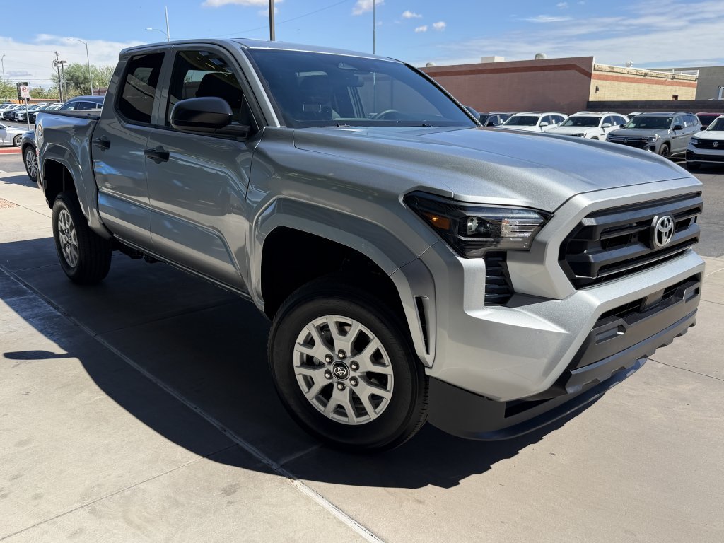 Used 2025 Toyota Tacoma SR RWD image 6
