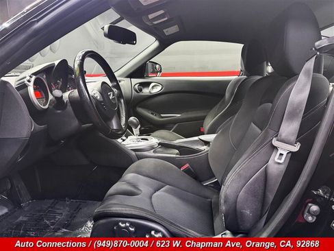 Used 2020 Nissan 370Z Coupe RWD image 6