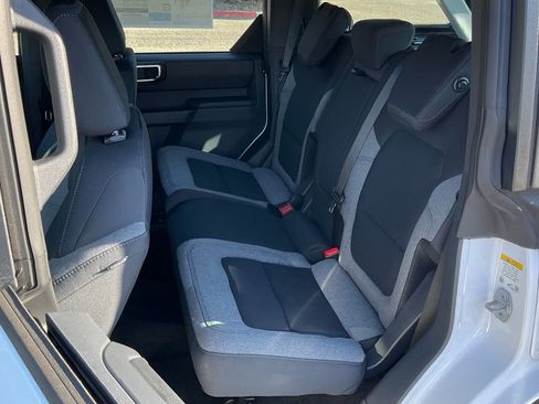 New 2025 Ford Bronco 4-Door image 31