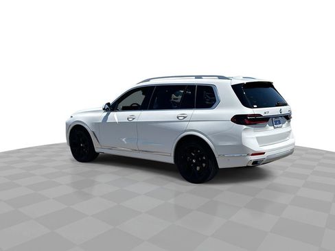 Used 2024 BMW X7 xDrive40i AWD/4WD image 6