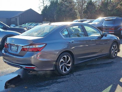 Used 2016 Honda Accord EX-L image 4