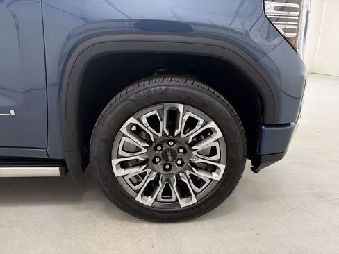 Used 2024 GMC Sierra 1500 Denali Ultimate image 14