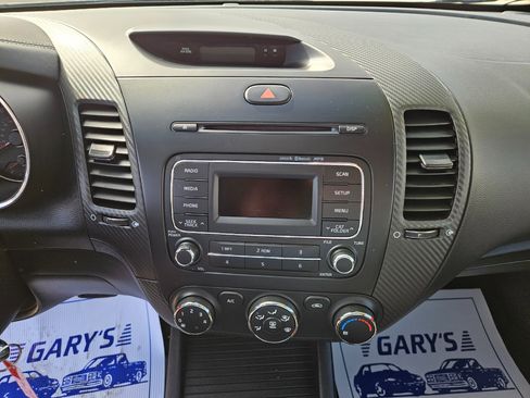 Used 2015 Kia Forte EX image 18