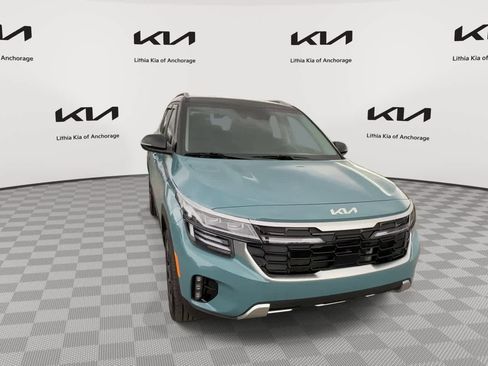 Used 2024 Kia Seltos SX AWD/4WD image 3