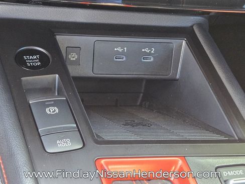 Used 2025 Nissan Kicks SR w/ SR Premium Package FWD image 30