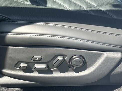 New 2027 Genesis GV80 3.5T Prestige AWD/4WD image 16