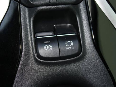 Used 2021 Toyota Corolla SE FWD image 35