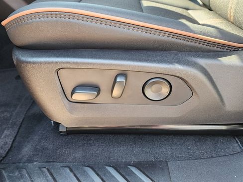 New 2026 GMC Canyon AT4 image 18