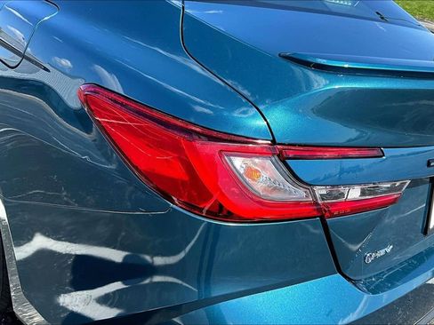 Used 2025 Toyota Camry SE image 30