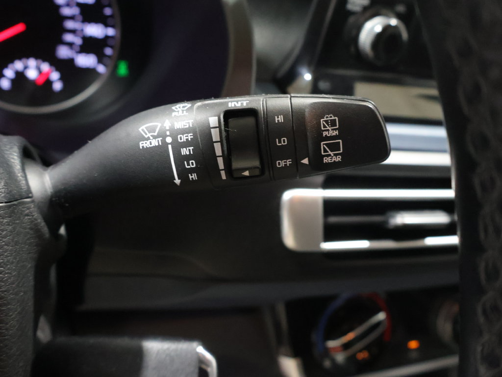 Used 2021 Kia Seltos S AWD/4WD image 37