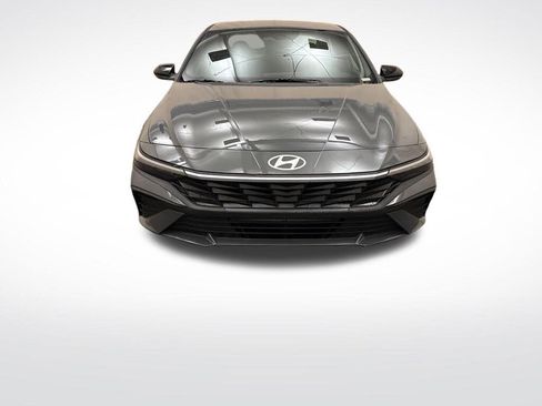 New 2026 Hyundai Elantra SEL Sport Premium FWD image 2
