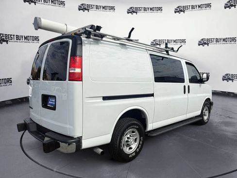 Used 2018 Chevrolet Express 2500 w/ Driver Convenience Package RWD image 8
