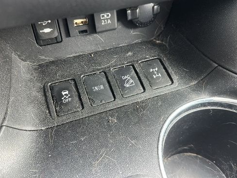 Used 2019 Toyota Highlander Limited image 22