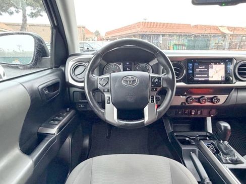 Used 2019 Toyota Tacoma SR5 image 20