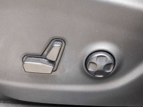 Used 2021 Jeep Cherokee Trailhawk w/ Trailer Tow Group image 17