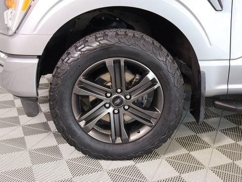 Used 2021 Ford F150 XLT w/ Equipment Group 302A High AWD/4WD image 19