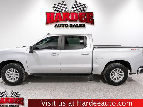 Used 2021 Chevrolet Silverado 1500 RST image 1