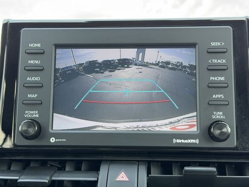 Used 2020 Toyota RAV4 XLE AWD/4WD image 31