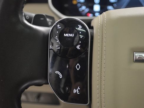 Used 2022 Land Rover Range Rover Westminster Edition image 22