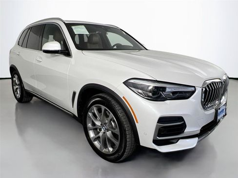 Used 2022 BMW X5 xDrive40i w/ Premium Package AWD/4WD image 8