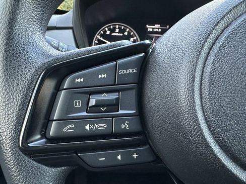 Used 2025 Subaru Crosstrek 2.0i Premium image 16