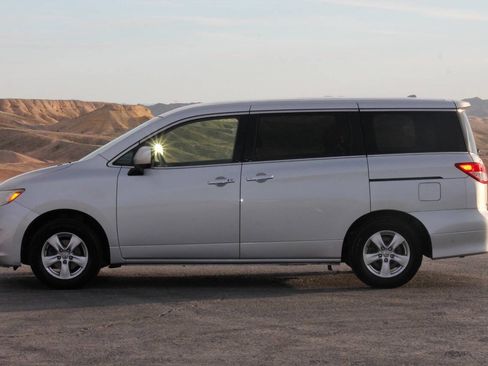 Used 2015 Nissan Quest SV image 4
