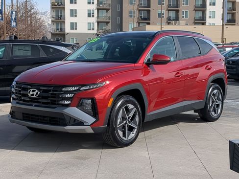 Certified 2025 Hyundai Tucson SEL image 10