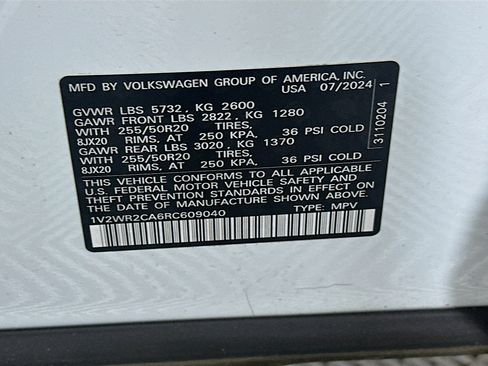 Used 2024 Volkswagen Atlas SE w/ Black Wheel Package FWD image 12