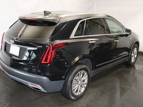 Certified 2022 Cadillac XT5 Premium Luxury image 4