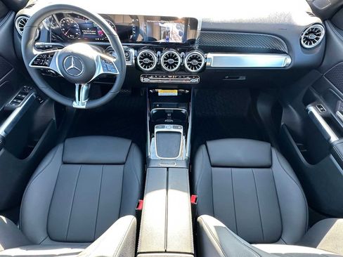 New 2026 Mercedes-Benz GLB 250 4MATIC image 18