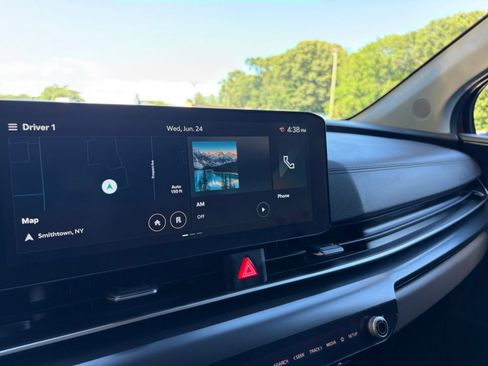 Used 2026 Kia Carnival FWD image 20