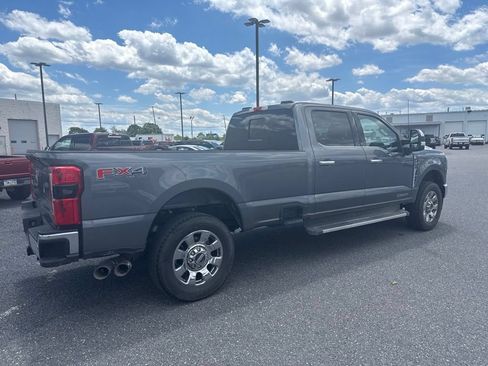 Used 2023 Ford F250 Lariat w/ Chrome Package AWD/4WD image 4