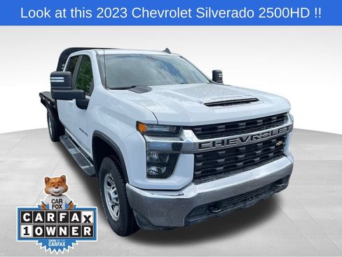 Used 2023 Chevrolet Silverado 2500 LT w/ Snow Plow Prep/Camper Package image 1