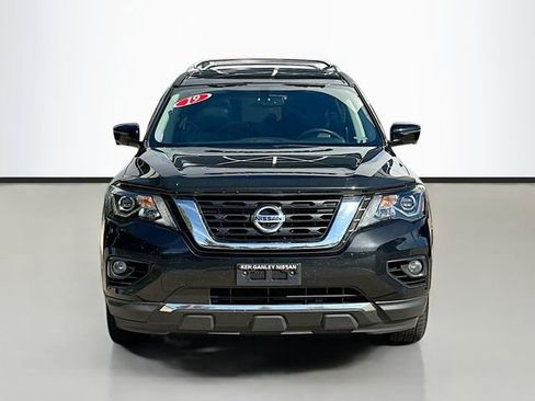 Used 2019 Nissan Pathfinder Platinum image 4