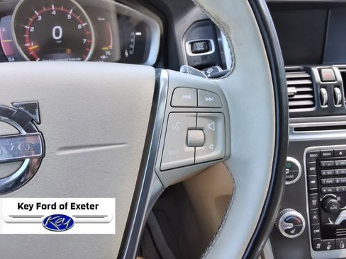 Used 2015 Volvo XC60 T6 Platinum AWD/4WD image 21