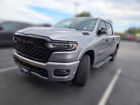 Used 2025 RAM 1500 Big Horn AWD/4WD image 3