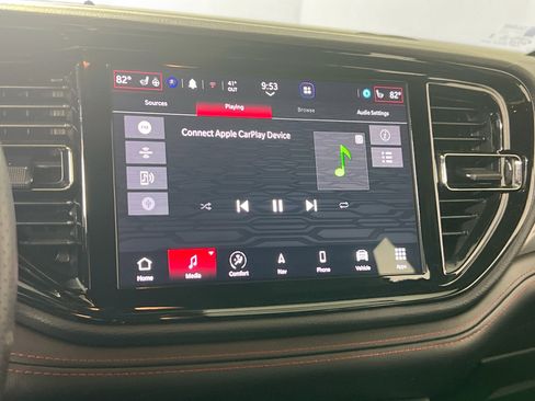 Used 2023 Dodge Durango GT image 15