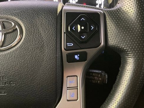 Used 2024 Toyota 4Runner SR5 Premium image 17